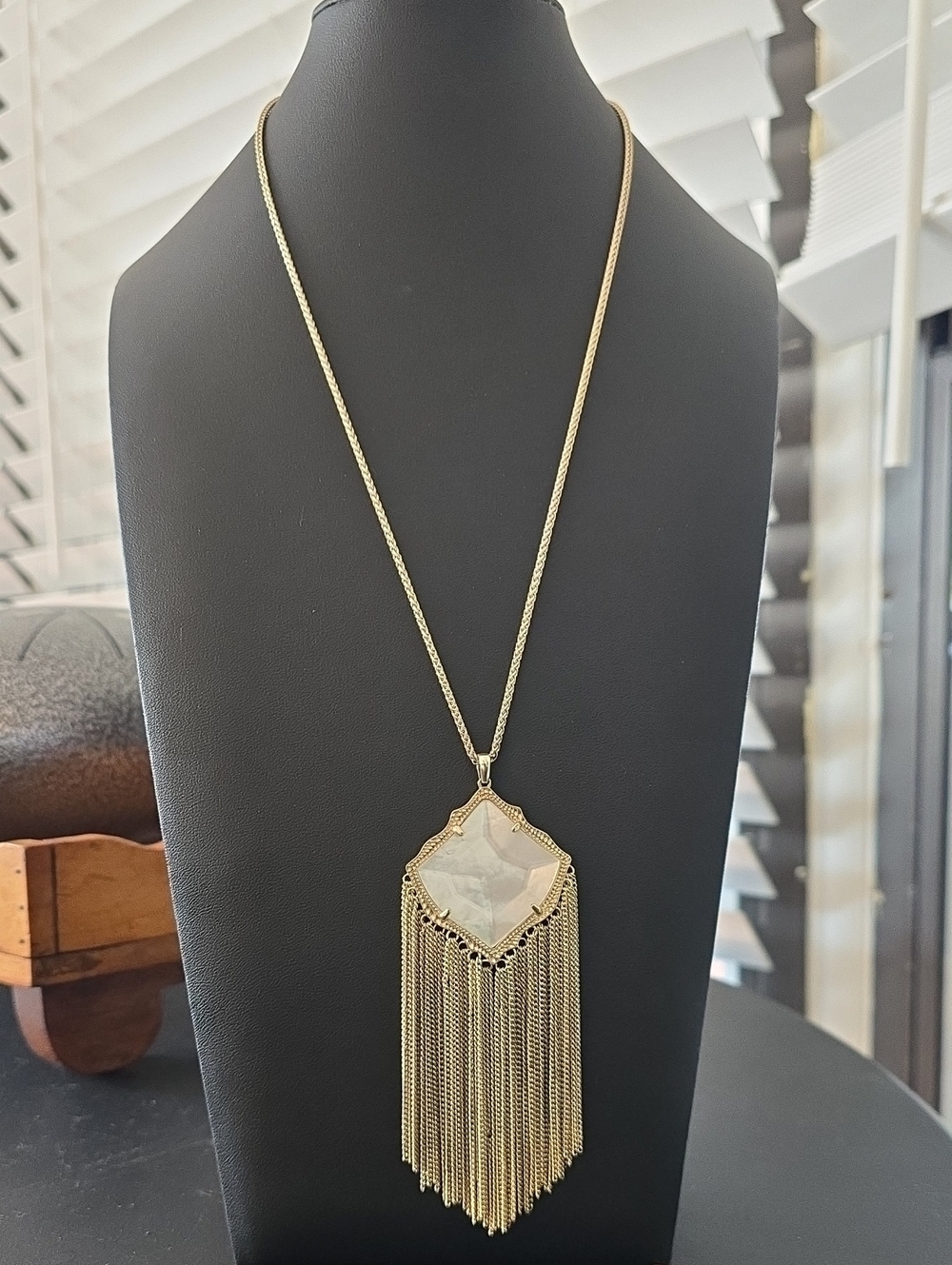 Kendra Scott Kingston Long Pendant Fringe Necklace - Ivory Mother of Pearl Gold